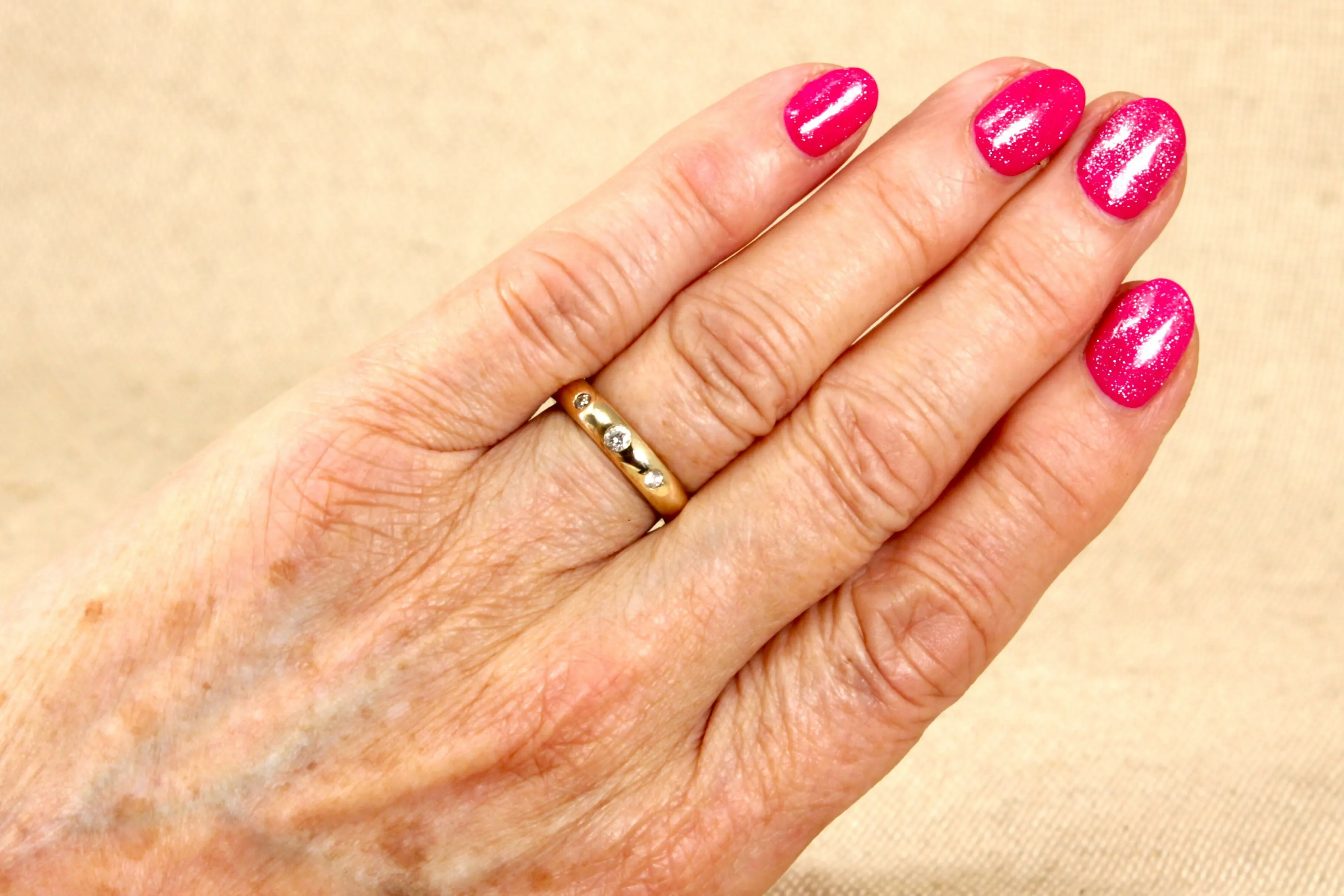 9ct Gold Diamond Band Ring