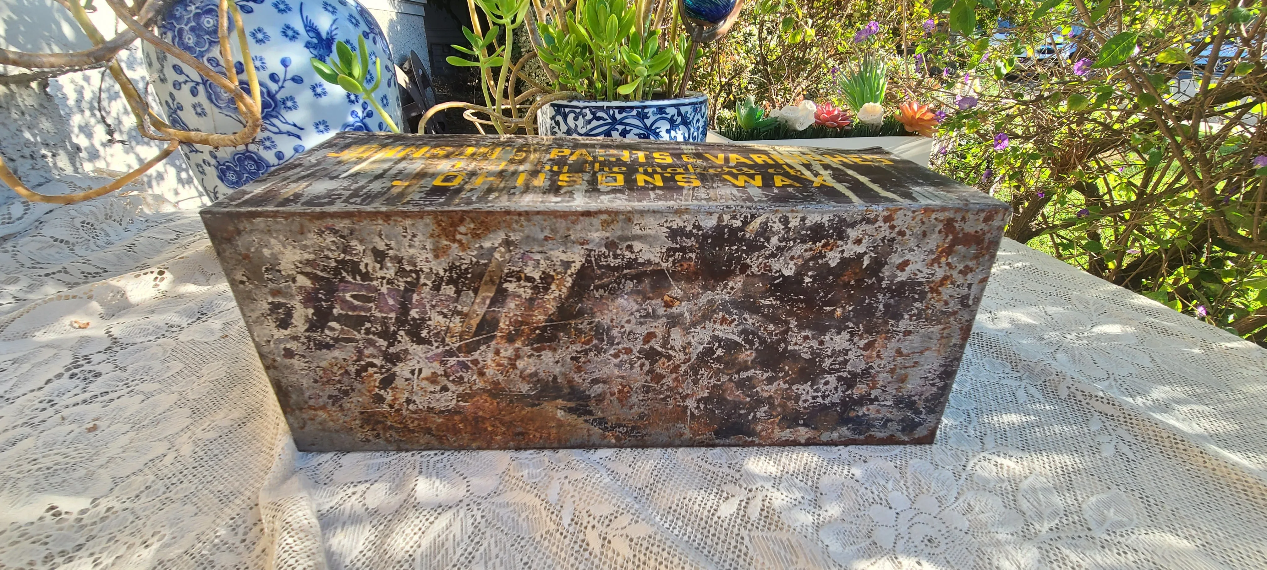 Antique Vintage Johnson's Paint & Varnishes Wax Brush Metal Painted Box Caddy