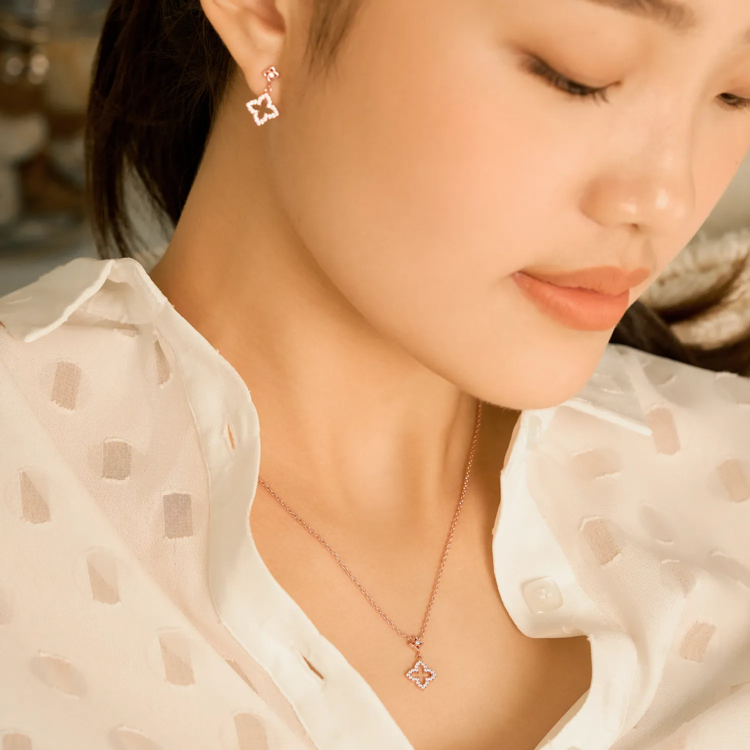 Rose Gold Casablanca Primrose Necklace