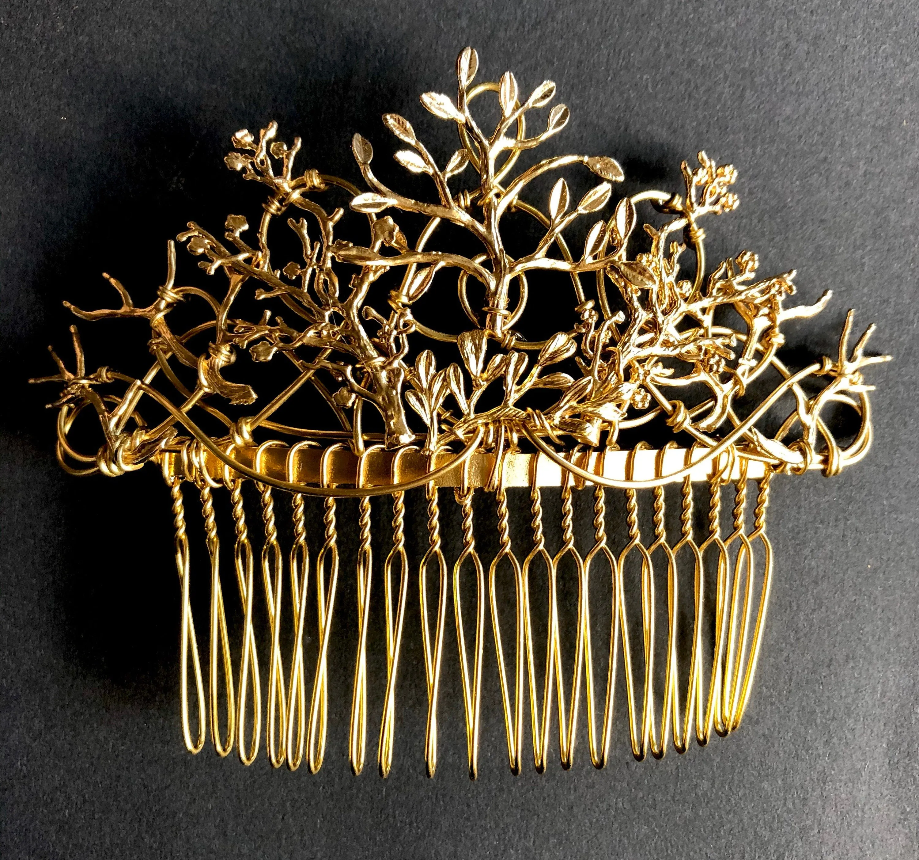 The VEDA Organic Comb.