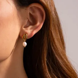 Vintage Shell Stud Design Pearl Drop Earrings